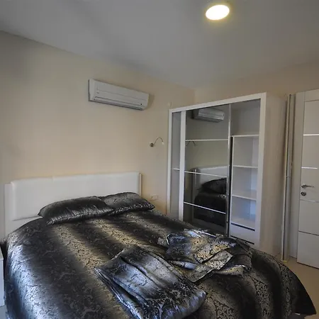 Apartment Aqua Diamond